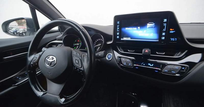 Toyota C-HR cena 92999 przebieg: 100000, rok produkcji 2019 z Jarocin małe 781